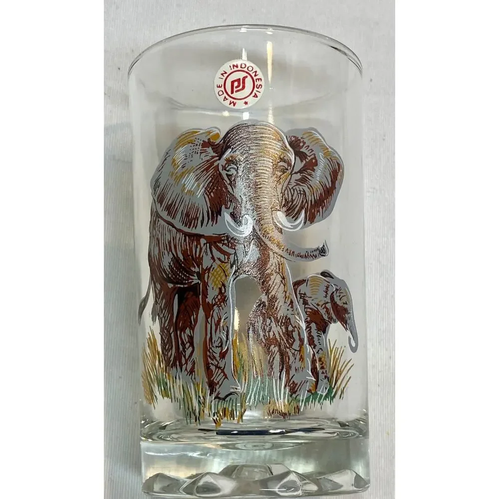 Vintage Wildlife/Safari Glasses Pasari Style Set of 6 African Animals w Young